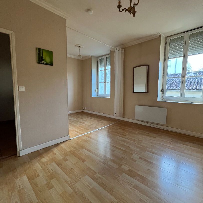 Appartement T1 Saintes à louer - Photo 1