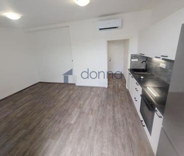 Pronájem bytu 1+kk a garsoniéry 25 m² - Fotografie 5