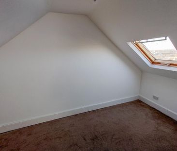 2 bedroom maisonette to rent - Photo 3