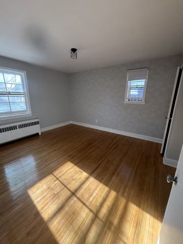 For Lease - 19 Castlefield Avenue Unit# 4, Toronto, Ontario - Photo 3