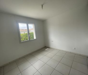 Location Maison 4 pièces 97m² ST ANDRE DE CUBZAC 33240 - Photo 2