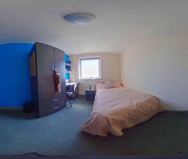 Deluxe En-Suite, London House - Photo 4