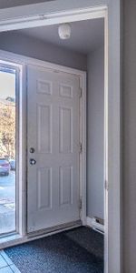 🏡 Rare sur le marché! Maison à LOUER à Ste-Dorothée. Confort et tranquillité dans un secteur prisé. - Photo 4