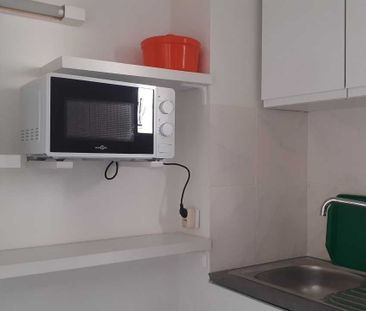 Location Appartement 1 pièce 20m² NIMES 30000 - Photo 4