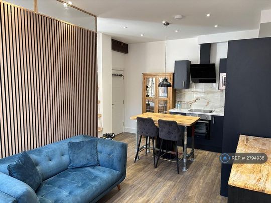 1 bedroom flat to rent - Photo 1