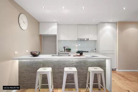 MGM MARTIN - TWO BEDROOM APARTMENT - Photo 5