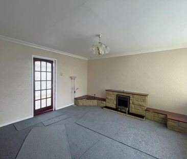 3 bedroom terraced house to rent - Photo 2