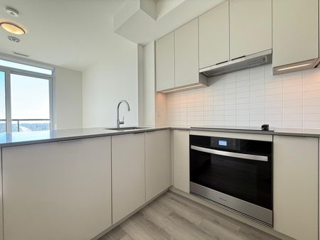 For Lease - 3079 Trafalgar Road Unit# 2001, Oakville, Ontario - Photo 2