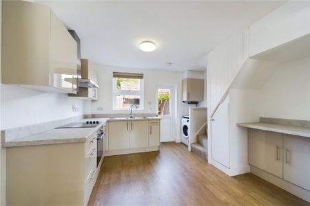 2 bedroom terraced house to rent - Photo 5