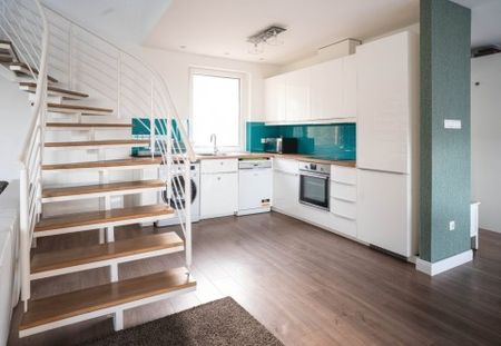 Budapest XII. kerület, Mártonvölgy utca - Fotó 2