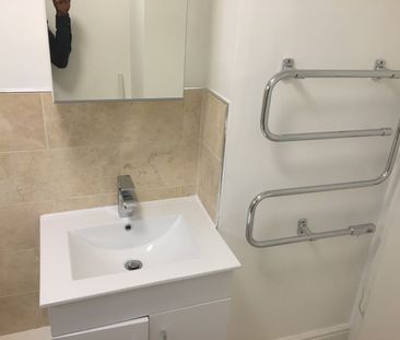 Studio Flat, Willoughby Mews, N17 - Photo 2