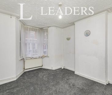 4 bedroom house to rent Dexter Street, DE23 - Photo 1