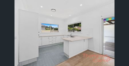 Three Bedroom Home - Photo 4