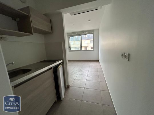 Location Appartement 1 pièce 22m² ST ETIENNE 42000 - Photo 1