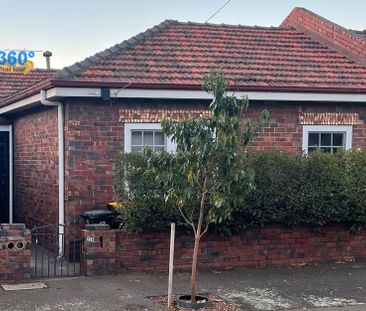 Art Deco Delight - Photo 5