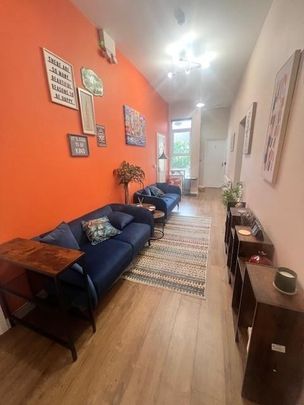 1 bedroom in a flat share to rent - Photo 1