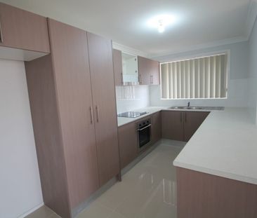 STUNNING NEAR NEW BRICK VENEER HOUSE - Photo 1