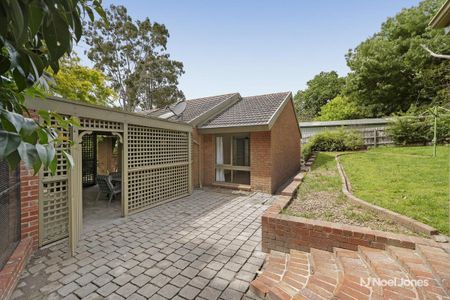 15 Oaktree Road, CROYDON NORTH - Photo 3