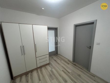 Byt 1+1 k pronájmu, Pardubice / Ohrazenice, ulice U Sportovní školy - Fotografie 3
