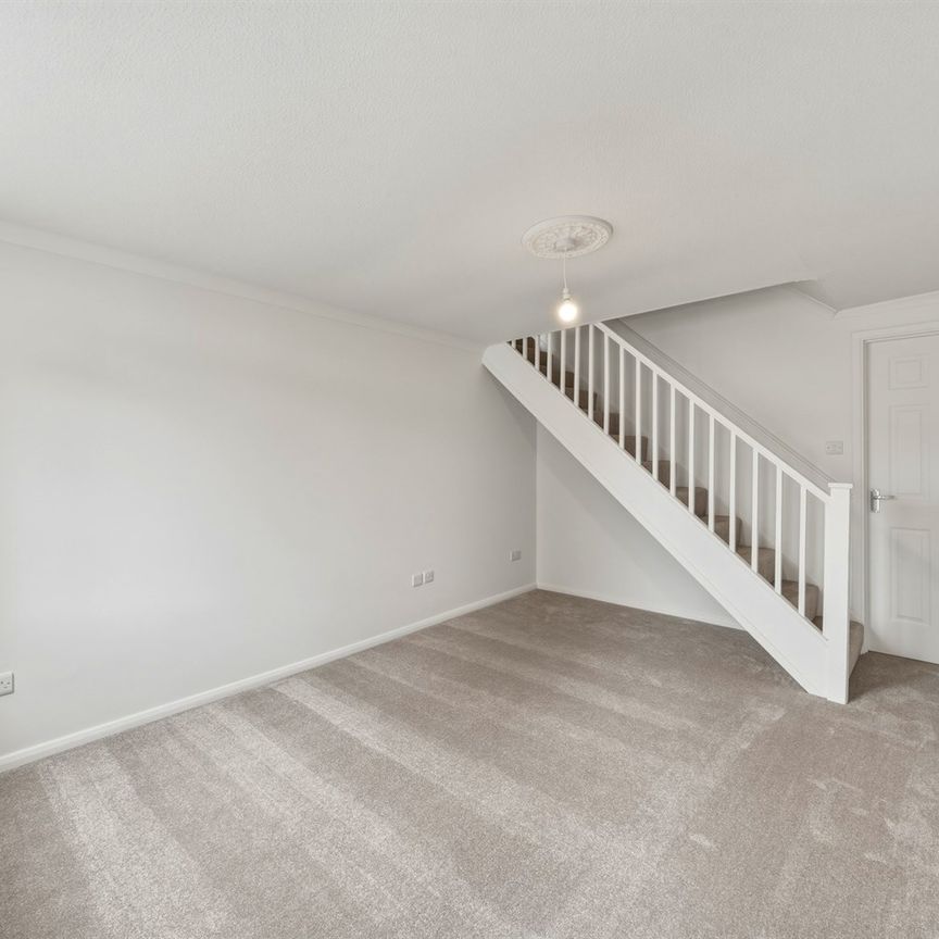 Mayflower Close, NG2 - Photo 1