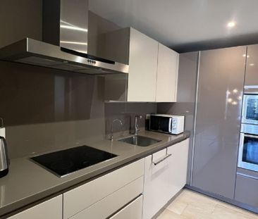 2 Bedroom Apartment For Rent in Puerto Banús, Málaga - Photo 5