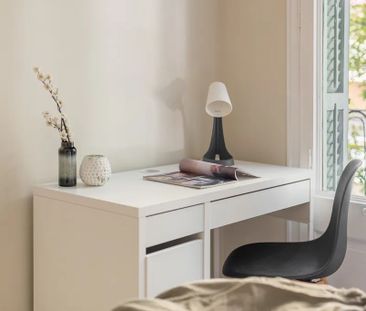 Carrer de Calàbria, Barcelona, Catalonia 08015 - Photo 1