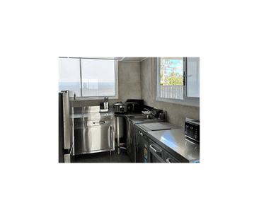 BRAND NEW 4-Storey Townhouses For Rent - Photo 4