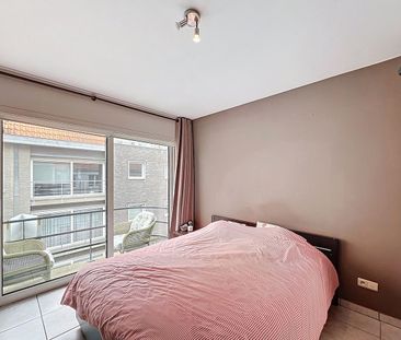 Centraal gelegen, ruim appartement met één slaapkamer - Photo 5