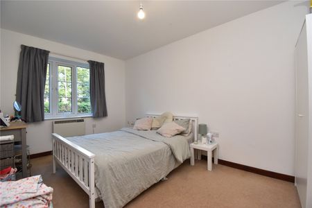 St. William Court, Kesgrave, Ipswich, Suffolk, IP5 2QP - Photo 4
