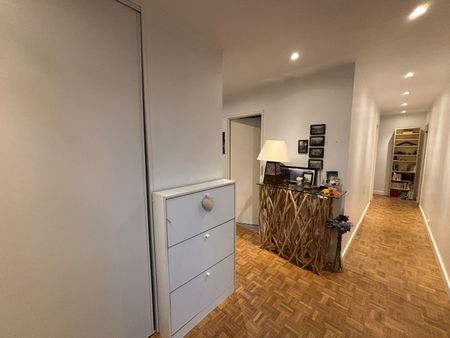 Location appartement 4 pièces, 105.06m², Le Plessis-Robinson - Photo 4