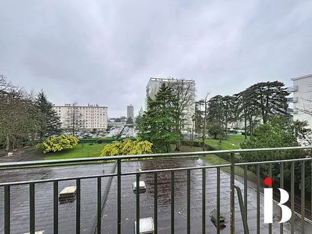 Location Appartement 5 pièces 101m² ST HERBLAIN 44800 - Photo 4