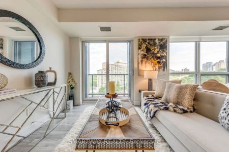 18 Graydon Hall Drive #905 - Photo 3