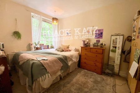 3 bedroom apartment to rent - Photo 3