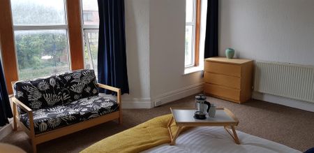 Christina Terrace, Bristol - Photo 5