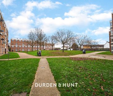 Avelon Road, Rainham - Photo 4