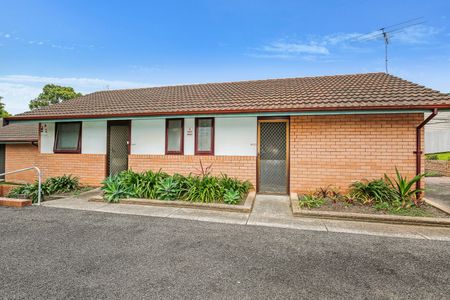 Home For Rent - Photo 3
