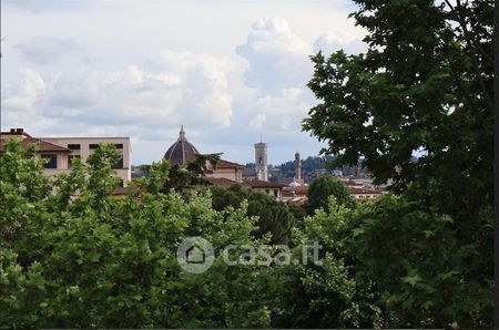 Trilocale in Affitto in Via XX Settembre a Firenze - Photo 2