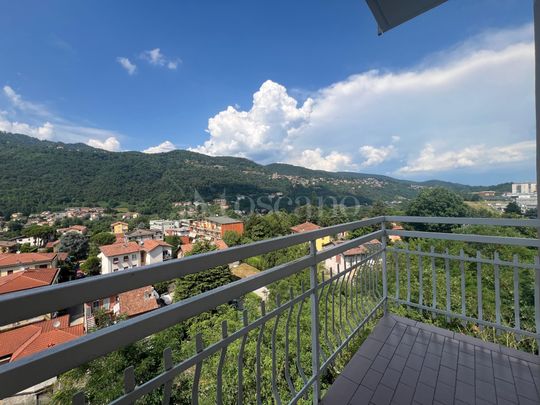 Casa a Como in Via Don Carlo Gnocchi - Photo 1