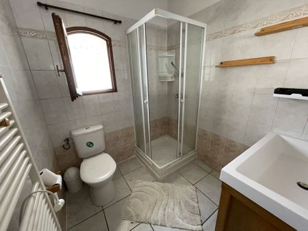 Appartement 38.6 m² - 2 Pièces - Saint-Gilles (30800) - Photo 5