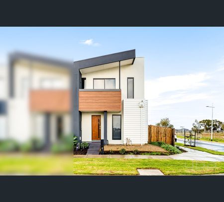 51 Mornington Avenue, Tarneit, Vic 3029 - Photo 2