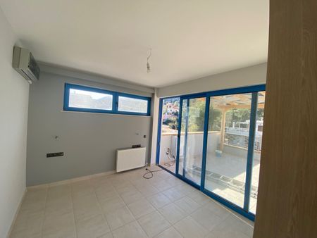 Διαμέρισμα για ενοικίαση Πόρτο Ράφτη (Μαρκόπουλο) - Photo 3