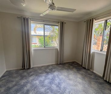 Family Home with Multiple Living Areas - Photo 4