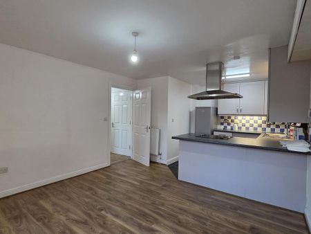 2 bedroom flat to rent - Photo 3