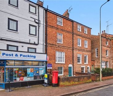 A beautifully presented and spacious furnished apartment set over t... - Photo 3