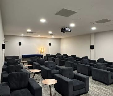 Penthouse Studio - Photo 6