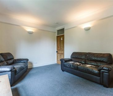 Cotswold Road, - Photo 2