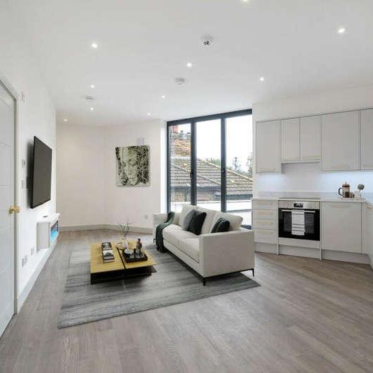 Norbury Crescent, London, SW16 - Photo 1