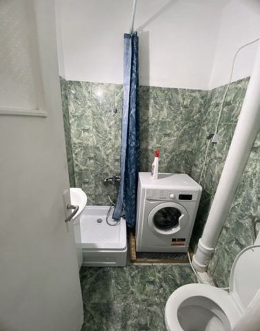 260 euro! Garsoniera Podu Ros, bloc Cotnari - Fotografie 4