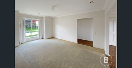 4/211 Kline Street, Ballarat East, Vic 3350 - Photo 3