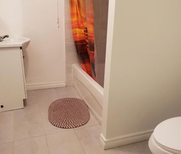 For Lease - 173 Dean Park Road Unit# LOWER, Toronto, Ontario - Photo 1